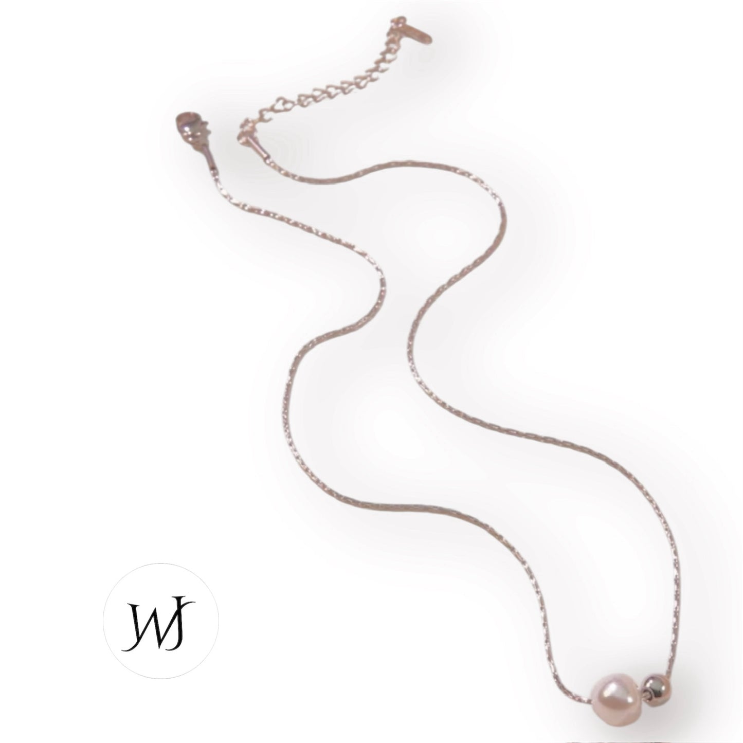 Lovely pearl chain