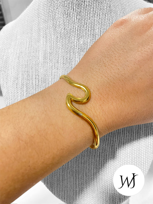 Wave bracelet